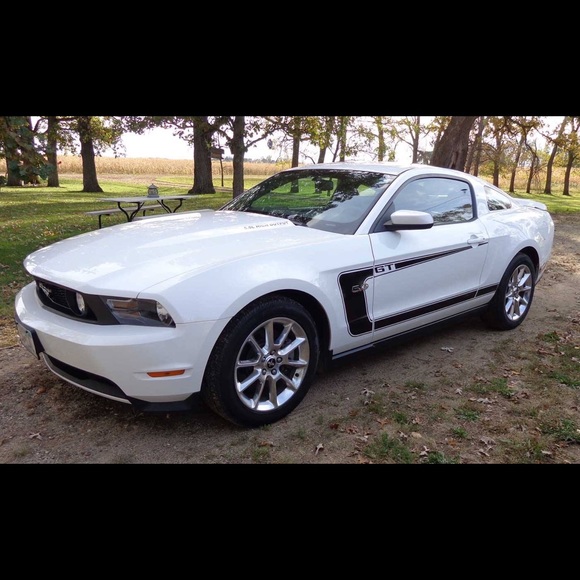 Meet your Posher, Valerie - Picture 1 of 1